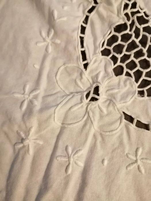 Toalha bordado da Madeira