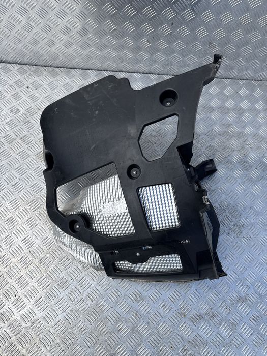 Ślizg tylny prawy osłona Porsche Panamera 971