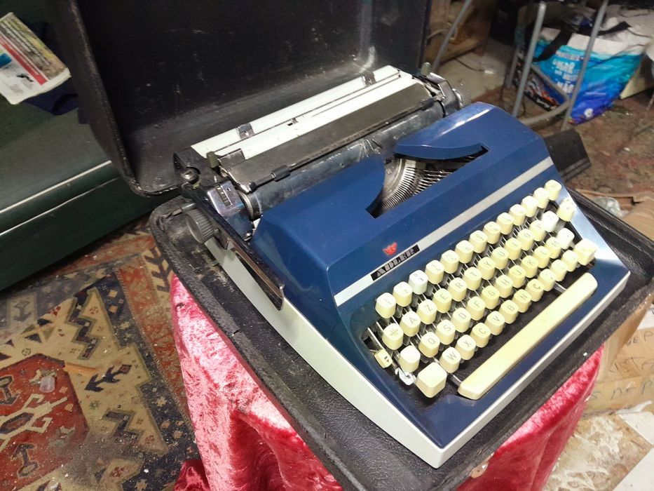 Antiga máquina de escrever