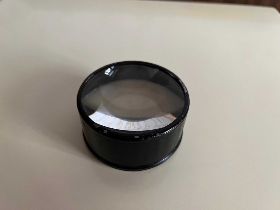 Оптическая линза