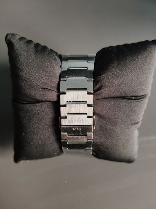 Tissot PRX 40mm “Black” - bardzo dobry, stan z pudełkiem