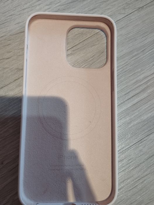 Чохол на телефон ( Iphone 15 pro max)