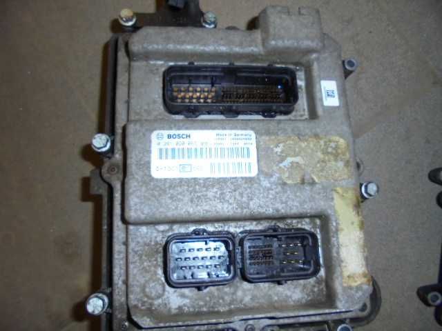 Sterownik ZBR2 WABCO MAN rozne opis sterownik silnika 0281020067,,0281010253