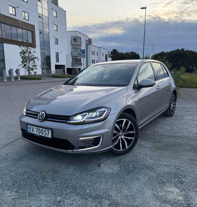 Volkswagen e-Golf 36кВт, тепловий насос, рідний пробіг