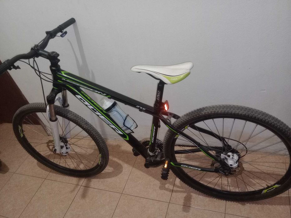 Bicicleta pronta a usar desportiva