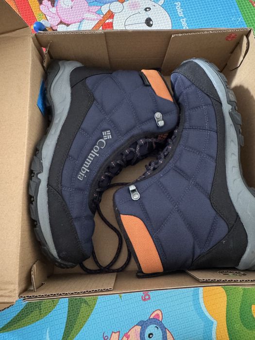 Черевики Columbia Firecamp 42,5  сині