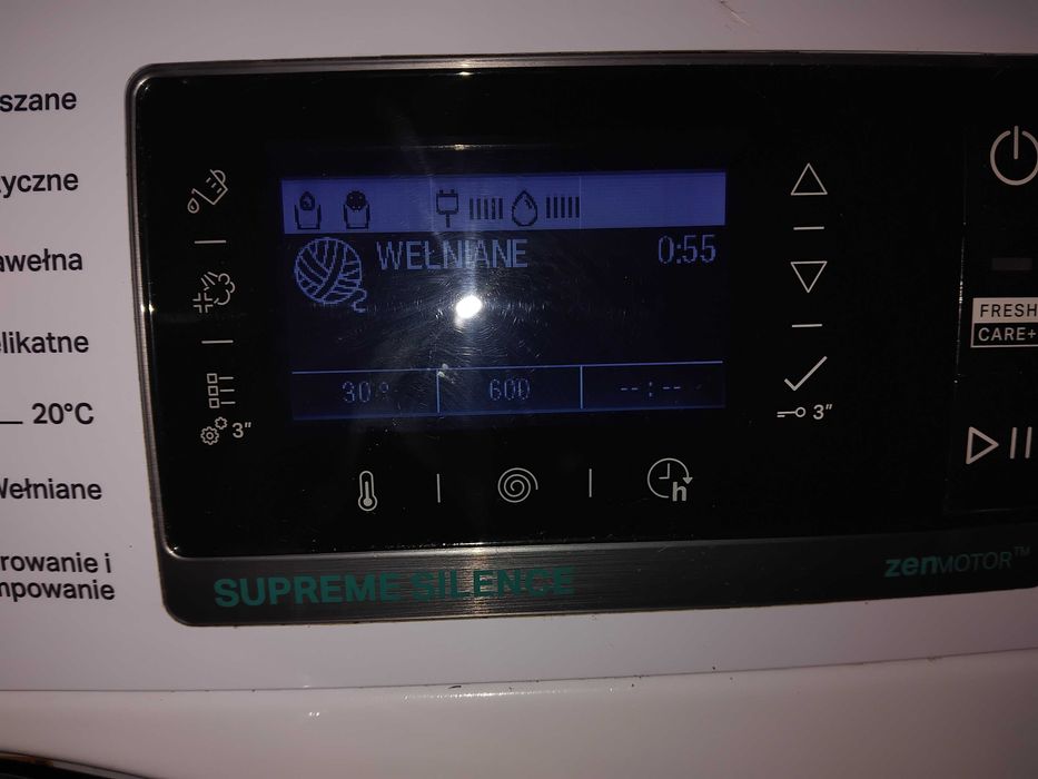 Pralka Whirlpool 9  kg