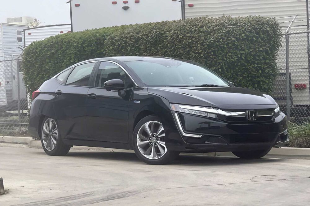 Honda Clarity      2020