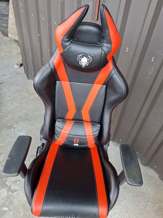 Fotel DIABLO CHAIRS X-Horn 2.0 (L) Czarno-czerwony