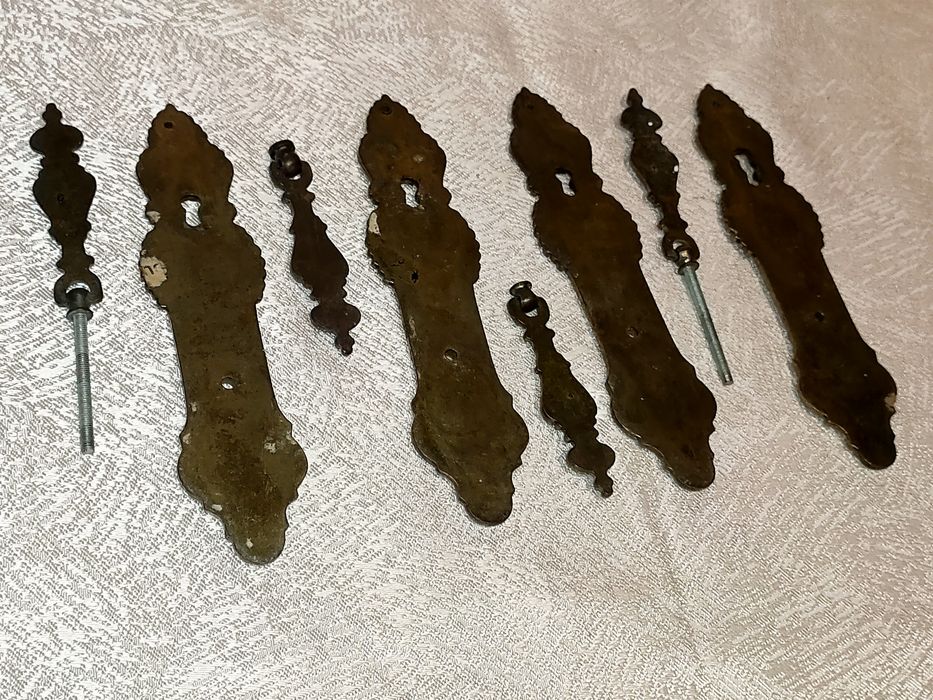 Puxadores Antigos em Bronze