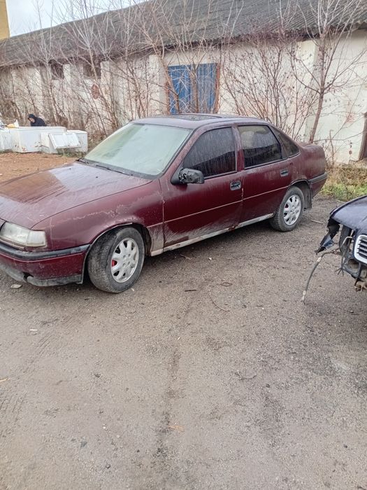 Продам двигун опель вектра а  1.6б