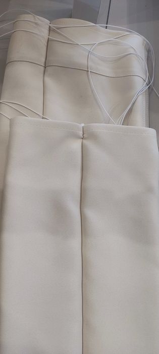 2 rolety rzymskie beżowe 120 cm oraz 150 cm za kawę