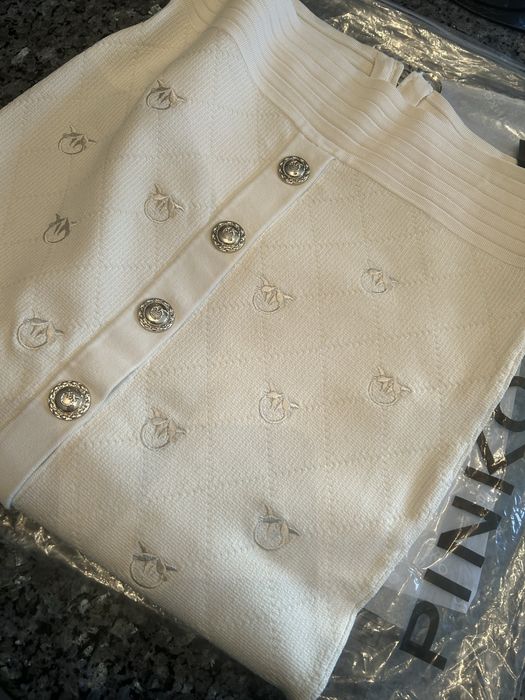 Piekna spodniczka  Pinko-zlote guziki i jaskolki r.M