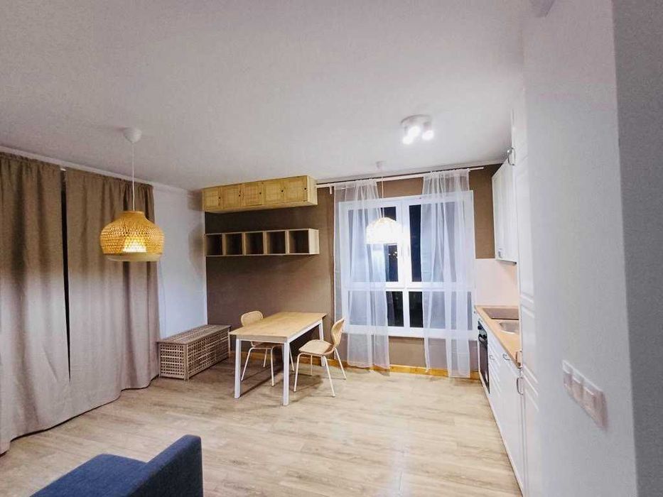 Mieszkanie 2-pokoje z balkonem winda parking  Pomorska 85