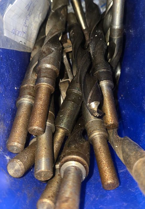 Сверла,лерки,метчики,. cccр.2-52.соберу набор.