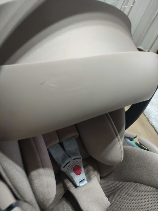 Fotelik Cloud T
Cybex Cloud T i-size Plus Cozy Beige oraz baza cybex