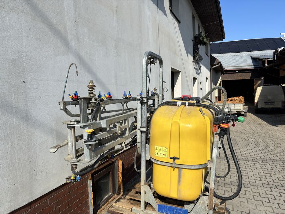 Sprzedam opryskiwacz tolmet 400 l , 12m
