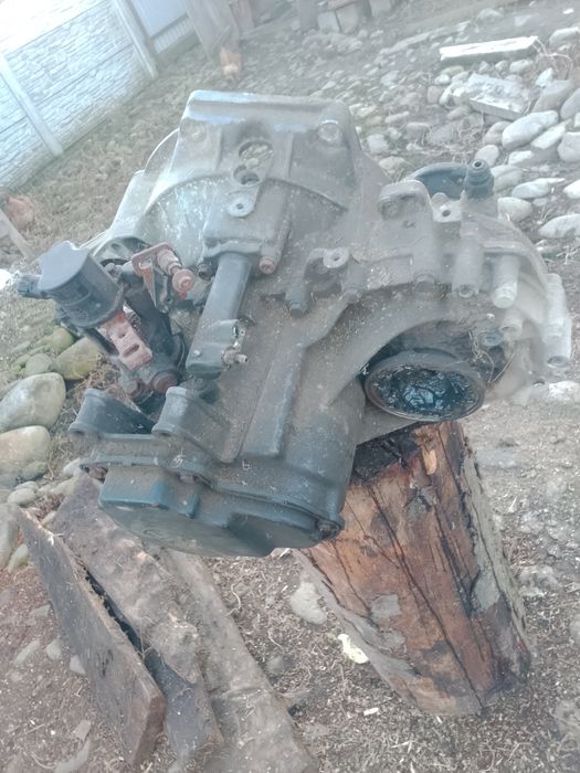 Продам КПП гольф 3