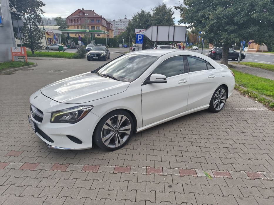 Mercedes-Benz CLA