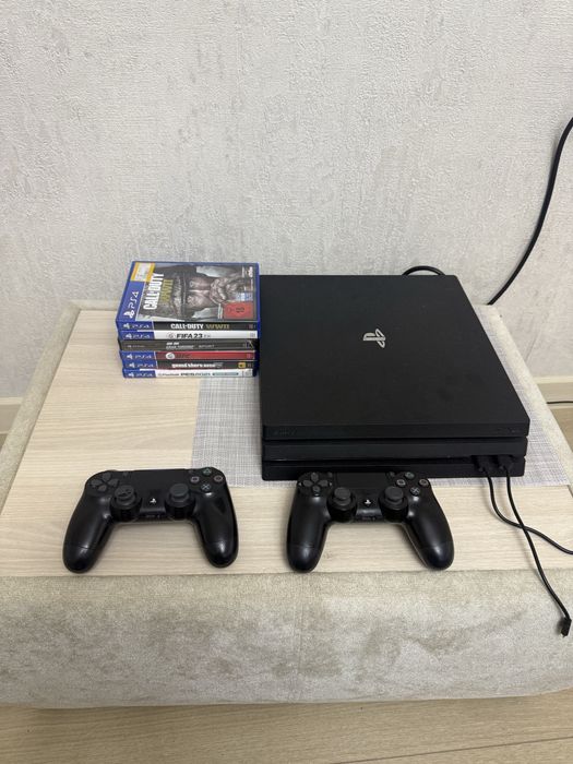 PS4 PRO стан ідельний