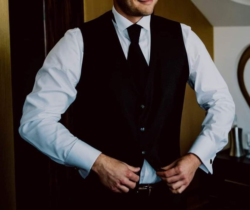 Garnitur ślubny, czarny typu mundur