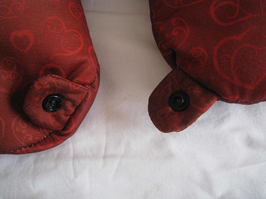 Almofada de Pescoço Bordô