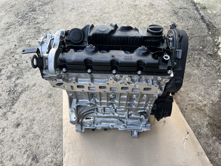 Silnik słupek D420T2  2.0 Volvo  xc90 xc60 Nowy Słupek