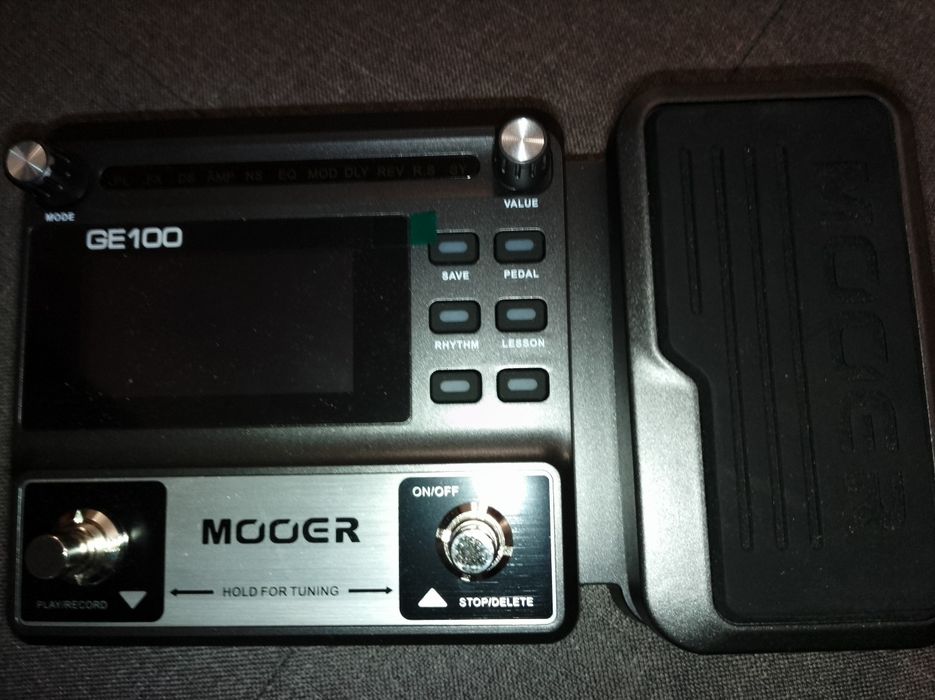 Pedaleira Mooer GE100