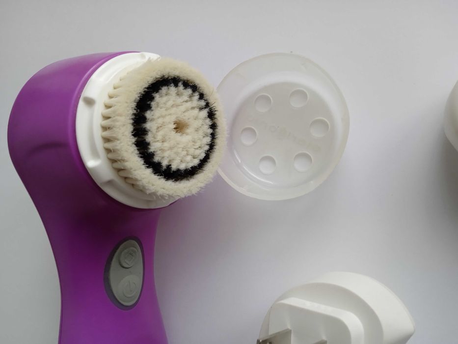Продам устройство для очищения кожи - Clarisonic Mia 2