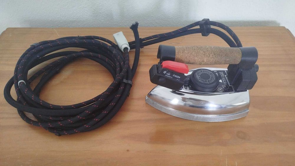 Ferro de Engomar Profissional Ghidini