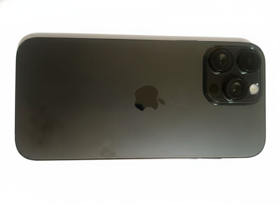 Продам по запчастям айфон 16 про мах