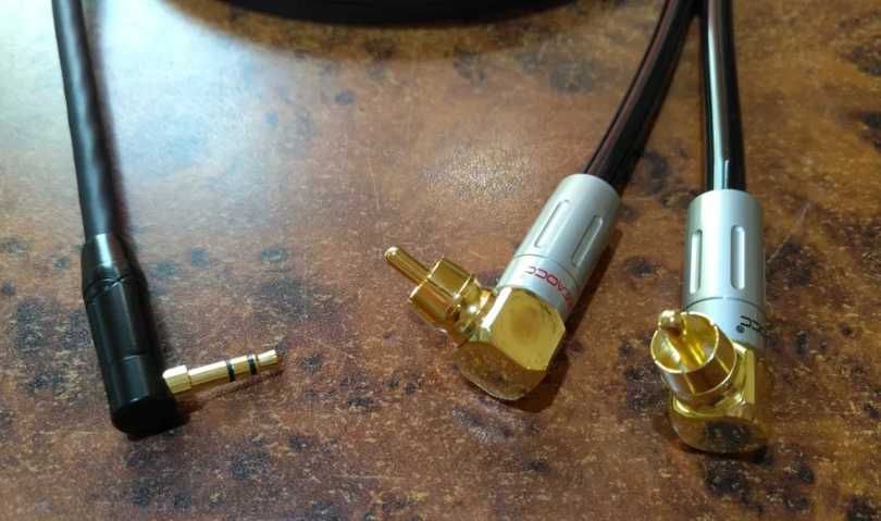 Hi-Fi - AUX - MINI-JACK 3.5 mm/2RCA MOGAMI Neglex W2534 (Япония) экран
