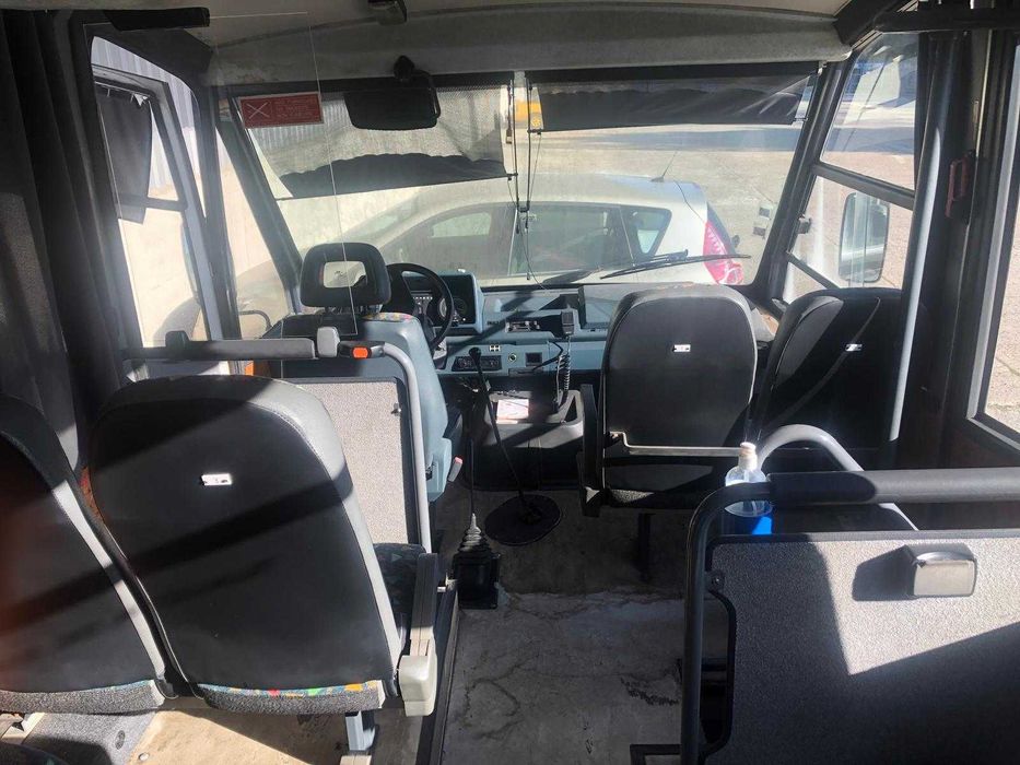 Vende-se  Autocarro RENAULT