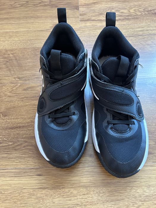 Кросівки оригінальні Nike (підліткові / unisex) — Розмір 39 (24.5 см)