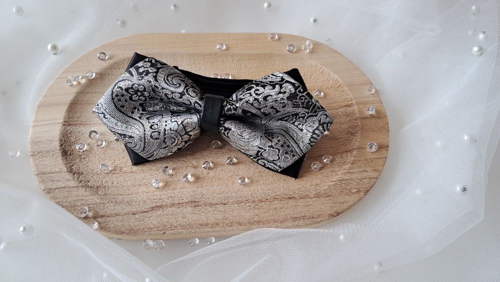 Muszki męskie (10 wzorów)