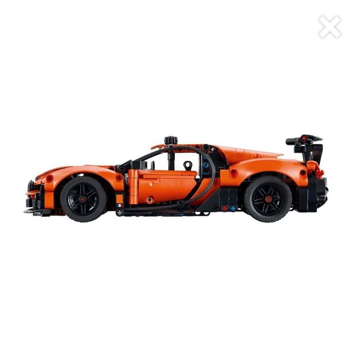 Конструктор LEGO Technic Гіперкар Bugatti Chiron Pur Sport