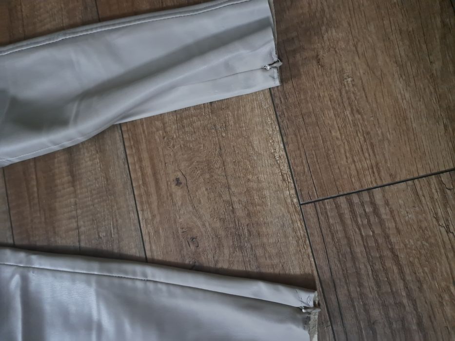 Zara 34/XS beżowe spodnie ekoskóra