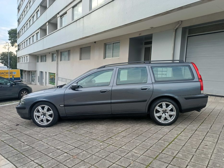 VOLVO V70 2.4 D5 163cv caixa manual Nacional
