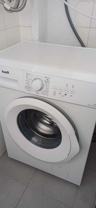 Máquina de lavar roupa Kunft KWM8807 – 7kg / 1200rpm