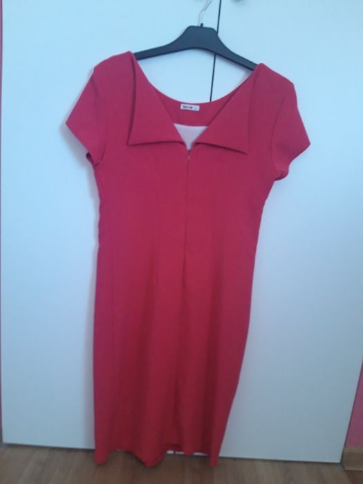 Sukienka S/M w kolorze fuksji