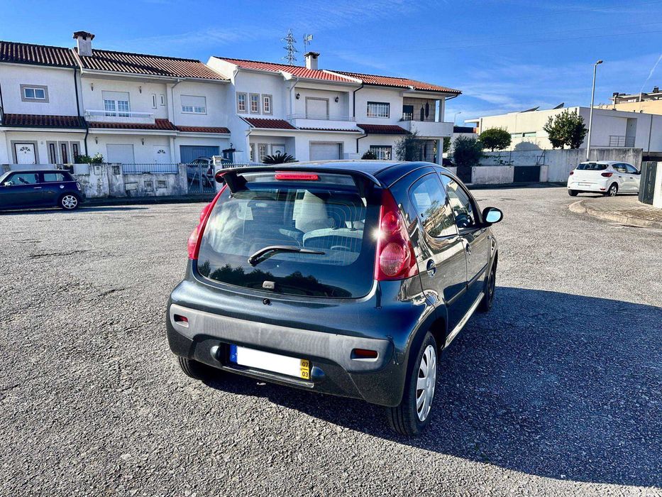 Peugeot 107 Ano de 2007
