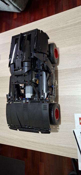 Lego 42160 - Audi E-Tron
