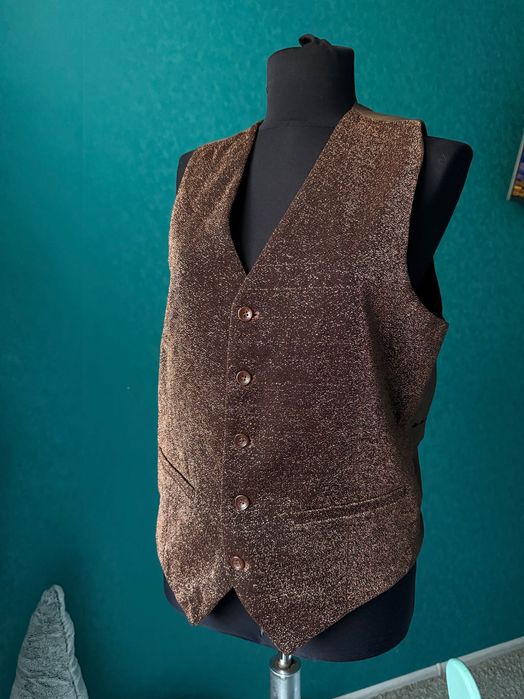 жіночий жилет у стилі Prada archive кінця 80-х – початку 90-х років