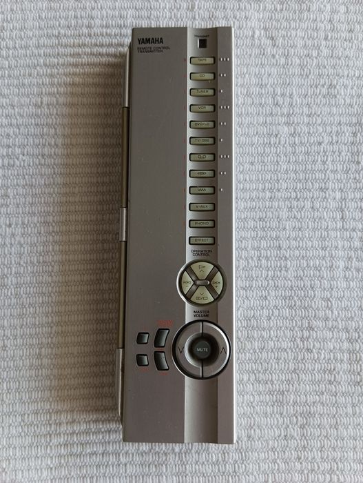 Amplificador Home Cinema YAMAHA DSP-A1092
