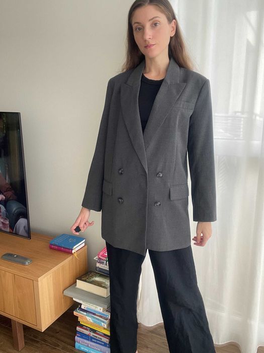 Сірий оверсайз піджак h&m