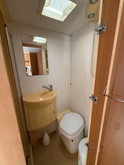 Autocaravana Ford64966366110083122