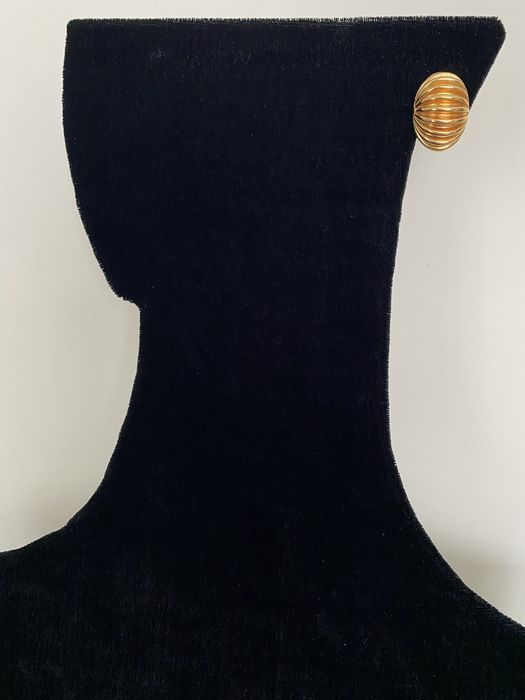 Американська вінтажна біжутерія