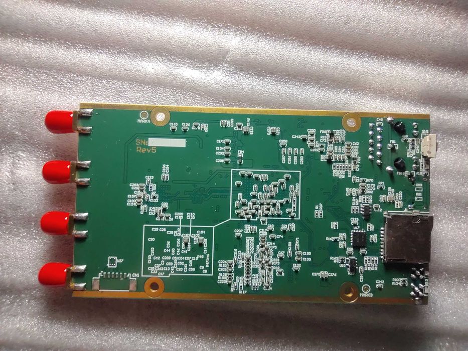 Adalm PLUTO+   Plus  SDR радіо