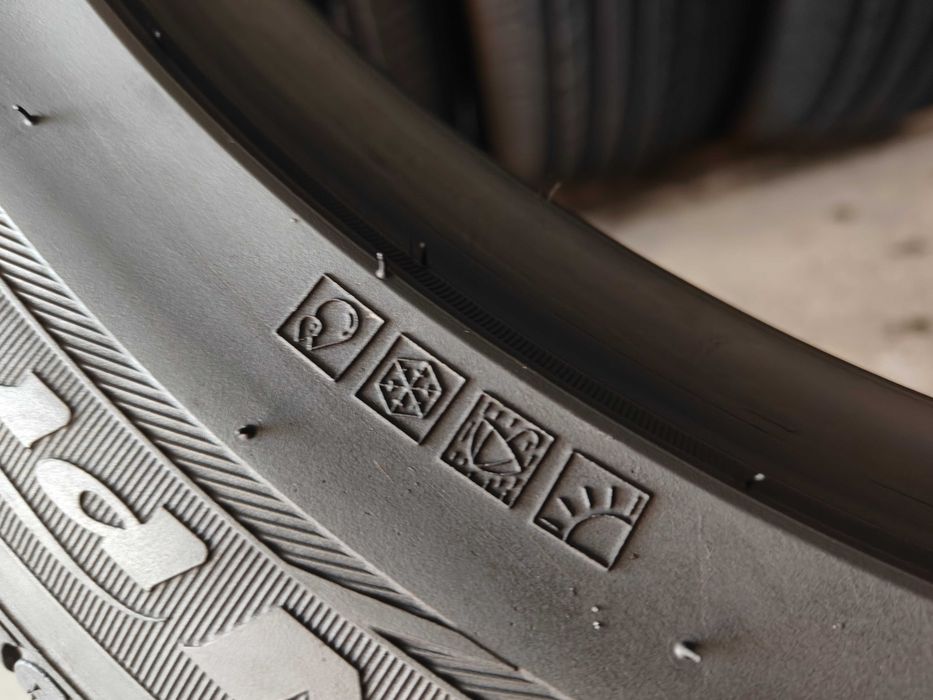 R18 225 50 шини всесезонні Nexen Npriz AH8 Корея гарний стан