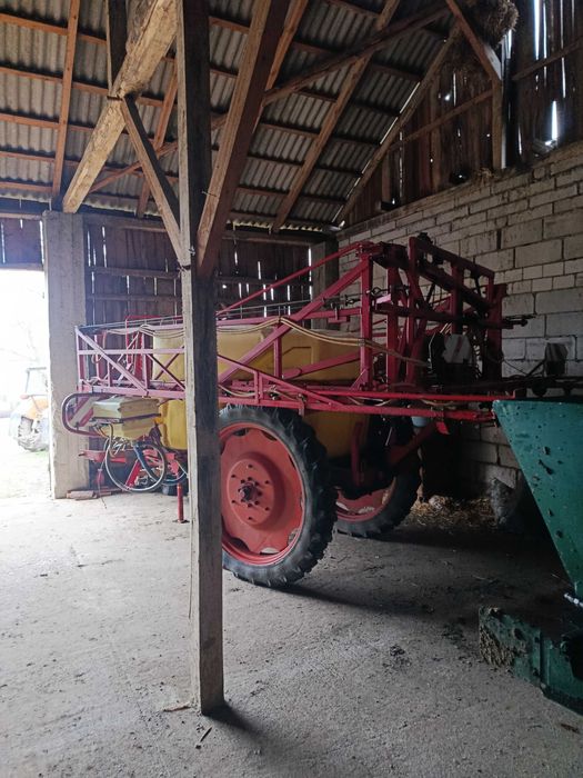 Opryskiwacz Pilmet Europa 2518P